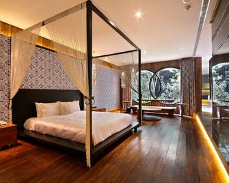 Mulan Motel - Taichung - Schlafzimmer