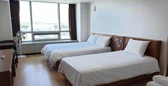Good Day Airtel - Incheon - Bedroom