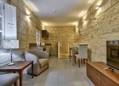 Vallettastay Standard Apartments in Valletta - Валлетта - Вітальня