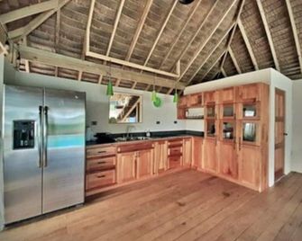 Brand New, Wide Ocean Views & Pool - Villas Azul #2b - Ballena - Cocina