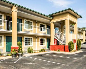 Econo Lodge - Monticello - Gebäude