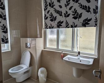Barley Sheaf, Old Bridge Street En Suite Rooms, Room Only - Truro