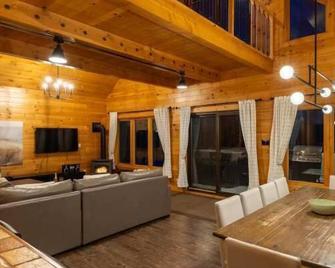 Cottage Apo-211 | Petite-Rivière-St-François - L'Isle-aux-Coudres - Obývací pokoj