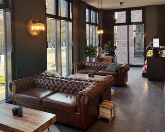 Holiday Inn - The Niu, Bricks Hamburg Eppendorf By IHG - Hamburg - Lounge