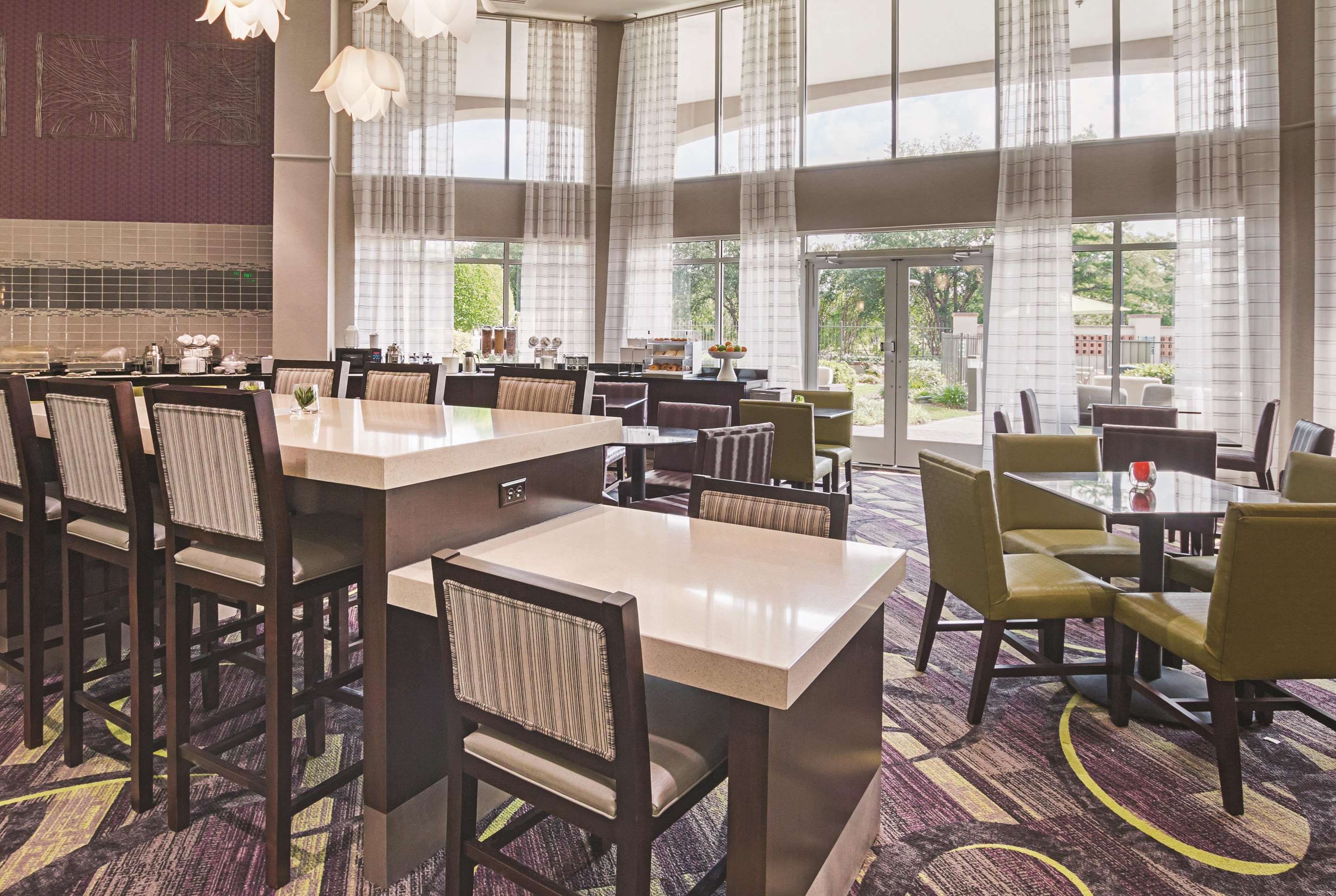 La Quinta Inn & Suites by Wyndham Fort Worth North - Fort Worth - Restaurante
