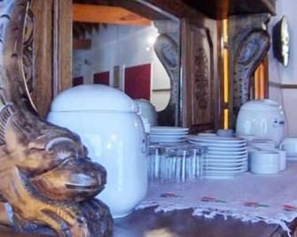 Hosteria Amparo - Neuquén