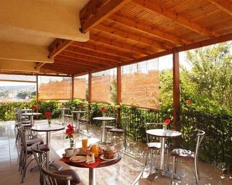 Babis Hotel - Skaleta - Restaurace