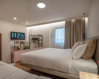 Ira-Hpa Hotel - Kalamata - Schlafzimmer