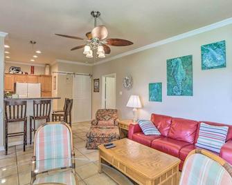 Resort Condo in Pottsboro with Lake Texoma Access! - Pottsboro - Sala de estar