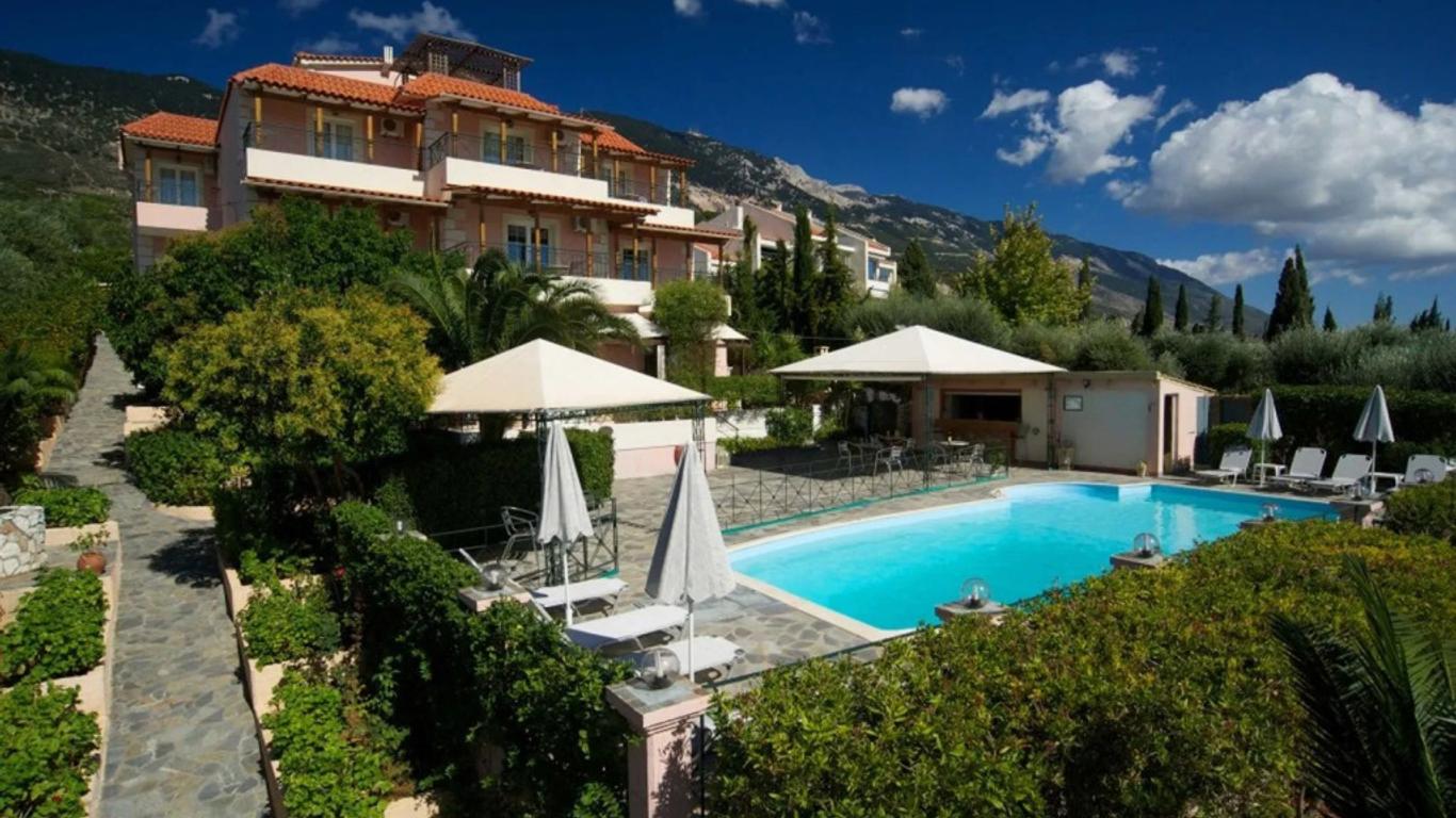 Nostos Studios & Apartments