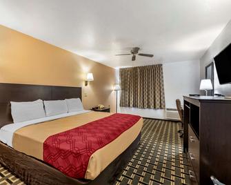 Econo Lodge - La Junta - Schlafzimmer