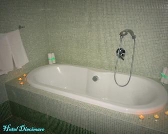 Hotel Diecimare - Salerno
