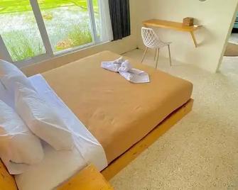 Tanawu Airport Hotel Lombok - Praya