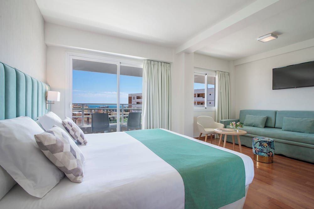 هوتل كوستا مالاجا ( لدالتس ريكومينديد2 باي بييري آند فاكانسيز