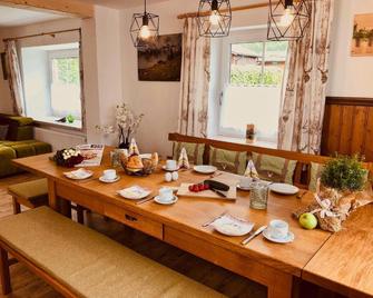 Ferienhaus Bergvagabund - Schönau am Königssee - Comedor