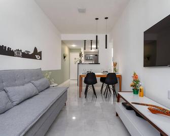 Charme em Botafogo - Bem decorado - SCT1202 Z5 - Rio de Janeiro - Living room