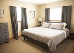 Biker Hiker friendly 3 bedroom by Strouds Run State Park - Athens - Makuuhuone