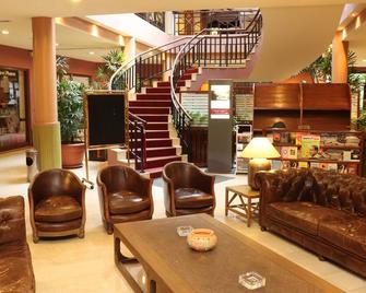 Hotel Memling - Kinshasa - Lounge