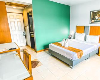 โรงแรม เคทู แอร์พอร์ต - พุนพิน - ห้องนอน