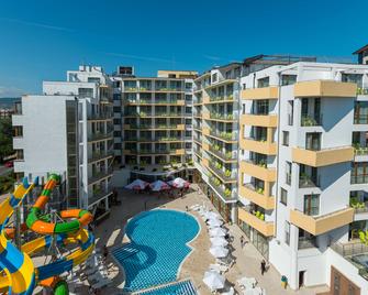 Best Western Plus Premium Inn - Sunny Beach - Building