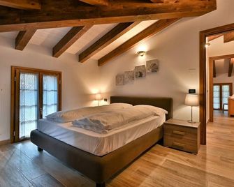 3-rooms Apartment 'Il Noce' - Tignale - Camera da letto