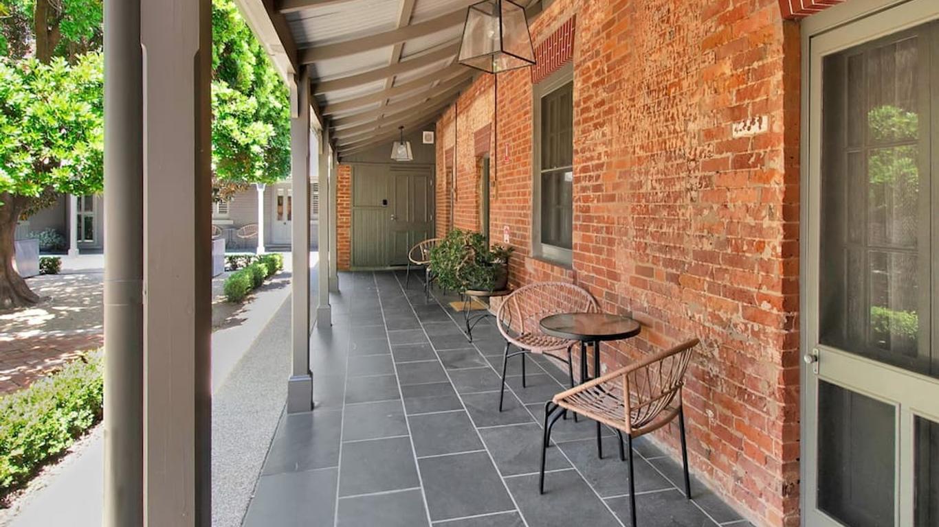 The Houston Boutique Hotel Wagga