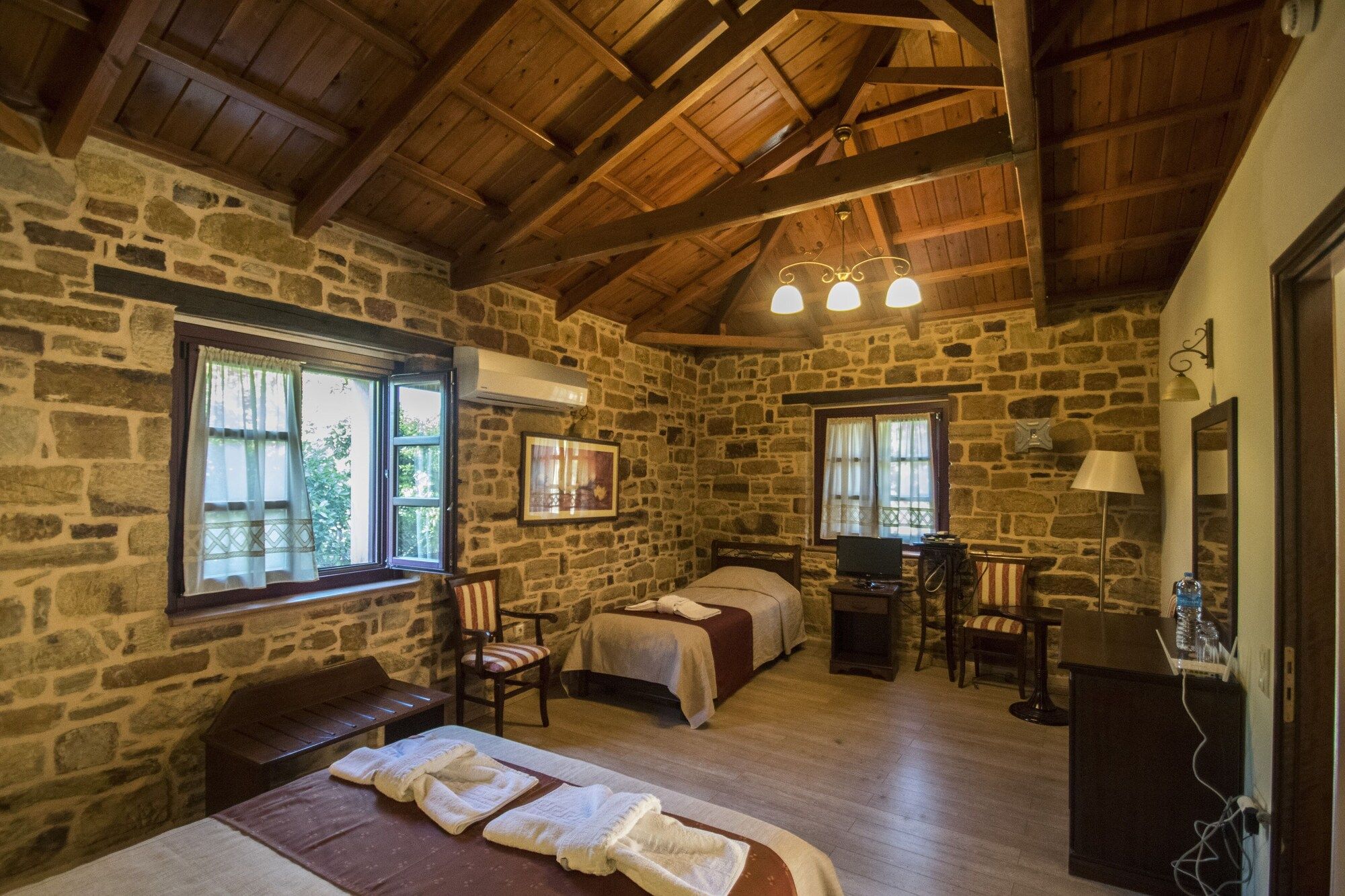 Archontiko Riziko - Kambos - Bedroom