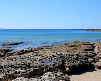 Sandy Feet Retreat I Pet Friendly I 1 Min Walk to Beach - Currarong - Playa