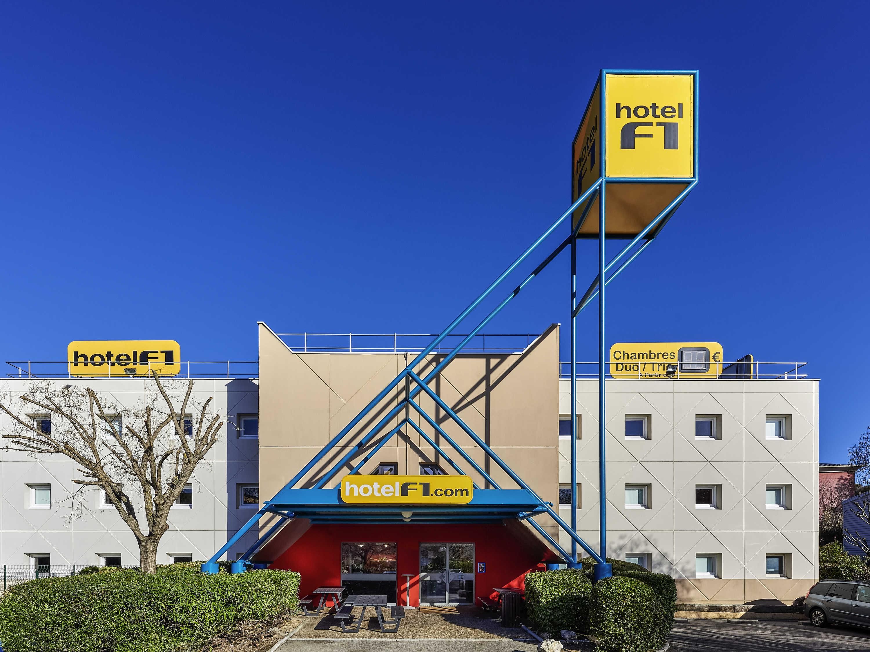 hotelF1 Besançon Micropolis - בזאנסו - בניין