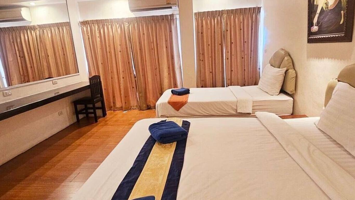 آت سي هوتل باتايا