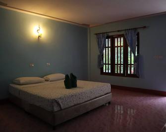 Sunset Resort - Ko Yao Noi - Bedroom
