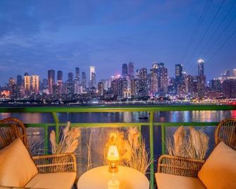 Bds Hotels (Chongqing Nanbin Road) - Chongqing - Balkong