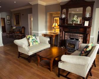 Kilcoran Lodge Hotel & Leisure Centre - Cahir - Living room