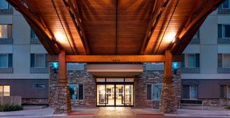Holiday Inn Express Hotel & Suites Denver Airport - Denver - Gebouw