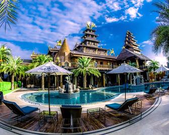 Ammata Lanta Resort - Bangkok - Pool