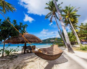 Fisherman's Point Resort - אוקו ריוס - בריכה