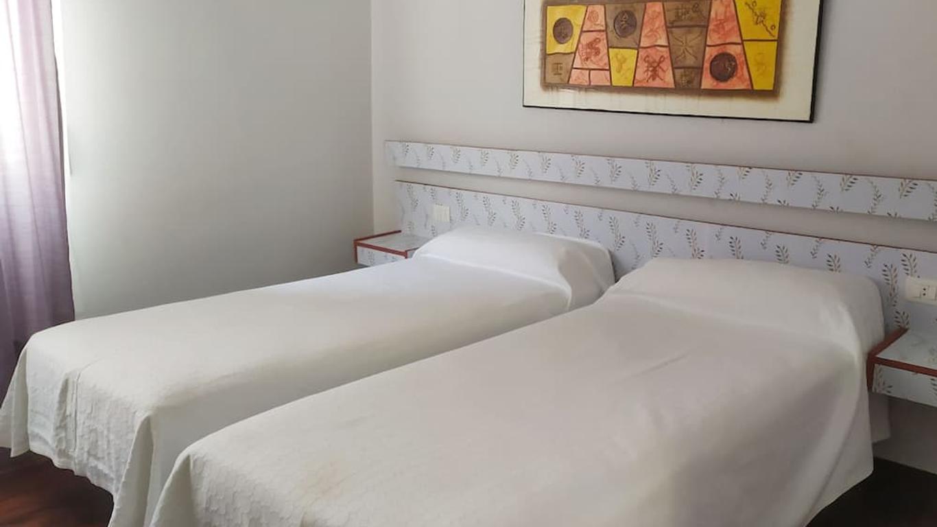 هوتل بولينيا