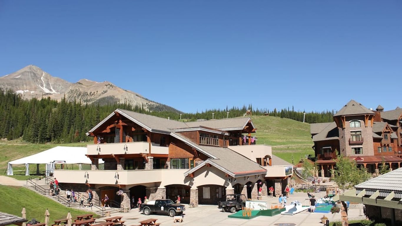 Summit Hotel at Big Sky Resort