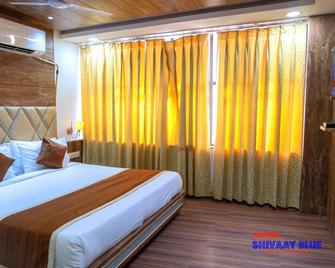 Hotel Shivaay Blue - Daltonganj - Bedroom