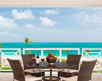 Grandview on Grace Bay - Providenciales - Balcony