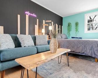 沙堡汽車旅館 - 老果園海灘