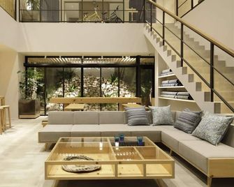 Hotel Locus - Miyakojima Island