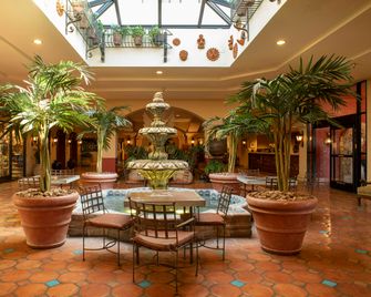 Hotel Encanto de Las Cruces - לאס קרוסס - לובי