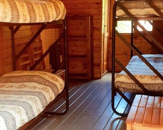 Hostel Los Coihues - סן קרלוס דה ברילוצ'ה - חדר שינה