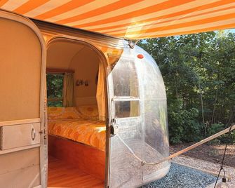 Private 1967 Airstream Getaway Near Saxapahaw - Mebane