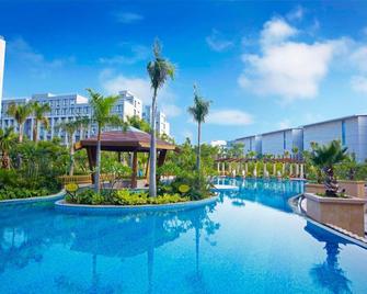 Fliport Hotel Xiamen Software Park - Xiamen - Piscina
