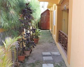 Charming Villa in Blue Bay With Private - Blue bay - Outdoors view