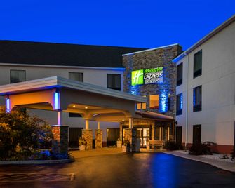 Holiday Inn Express & Suites Great Barrington - Lenox Area By IHG - Great Barrington - Bâtiment