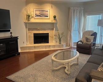 30 Day Minimum - Waterfront Condo Retreat with Spectacular Views - Mandeville - Living room