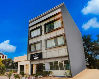 Collection O Lohgarh Road Zirakpur - Zerakpur - Building